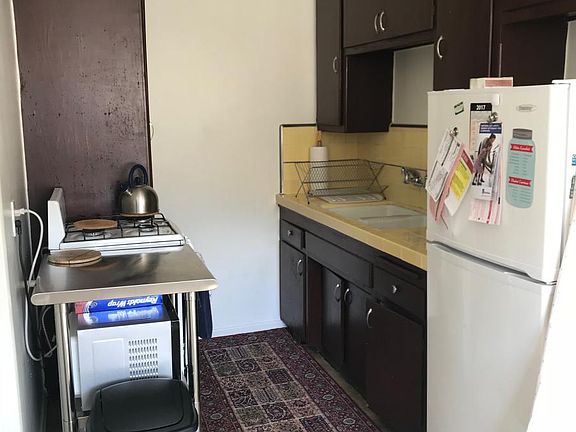 5th image of 1224 N Berendo St APT D