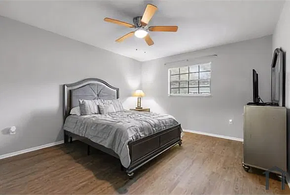 3 bed, 1209 sqft, $2,300 — Photo 3