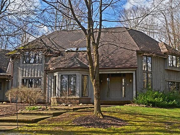 2nd image of 7550 Thistle Ln