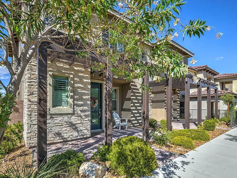11737 Bearpaw Meadow Ave — Photo 2