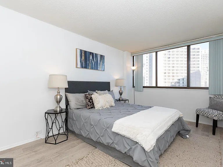 1326 Spruce St #1603 — Photo 10