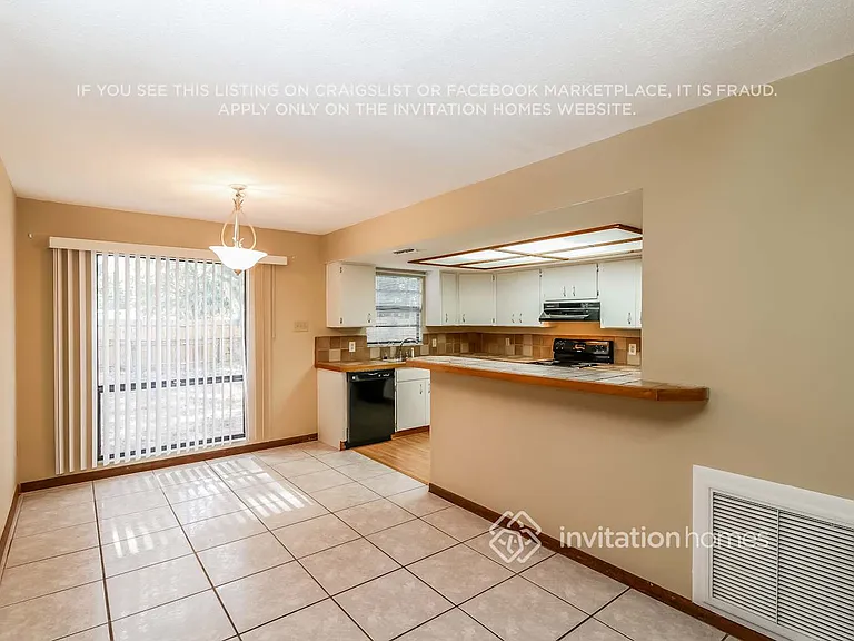 10992 124th Ave — Photo 5