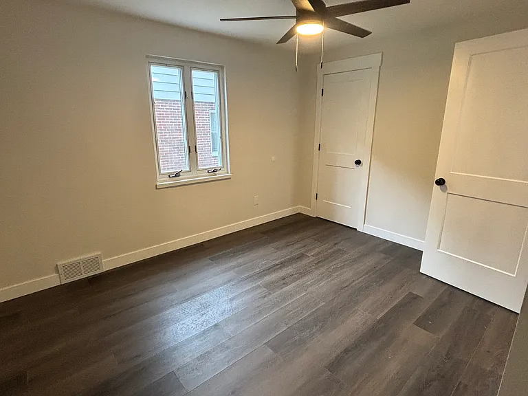 2625 Oakley Ave — Photo 15