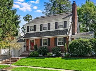 35 Hawthorne Ave, Glen Ridge, NJ 07028