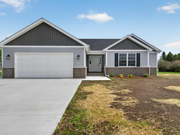 310 E Rose St, Kentland, IN 47951