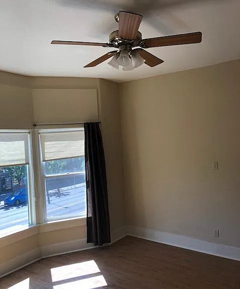 4537 SE 65th Ave — Photo 2