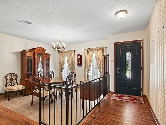 4th image of 7716 Norton Ave