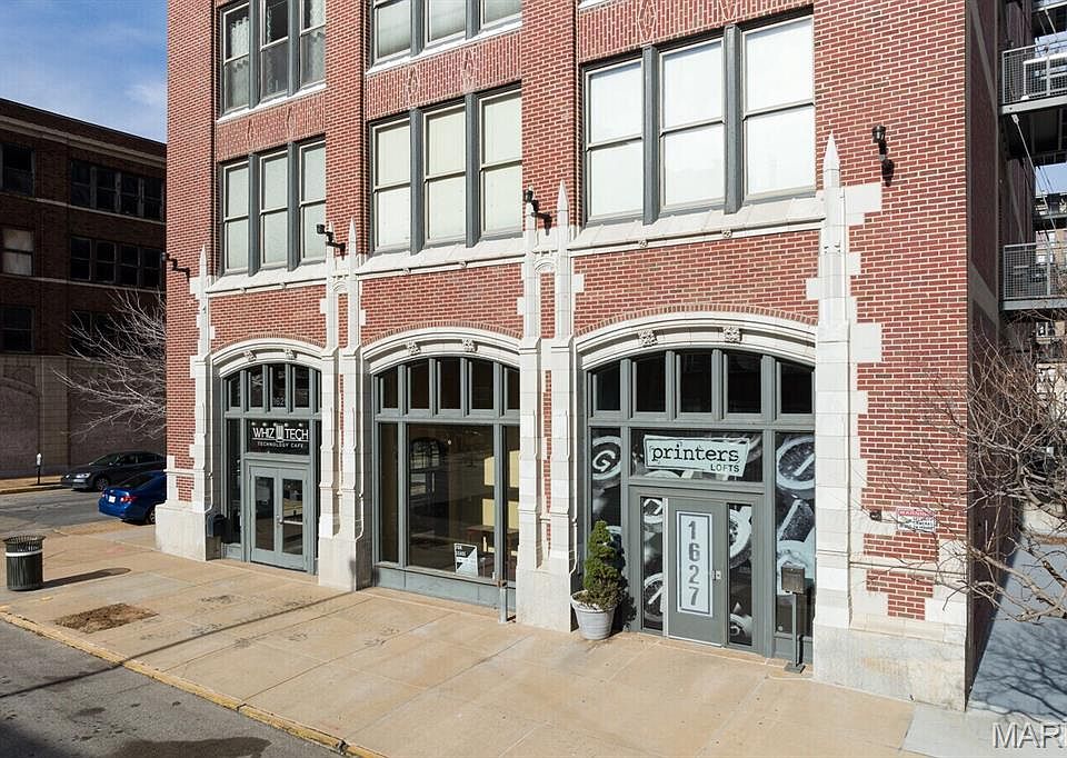 1st image of 1627 Locust St APT 706