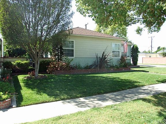 2nd image of 12003 Roseton Ave