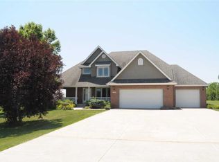 7337 SW 53rd St, Topeka, KS 66610