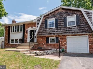 2734 Pinewood Dr, Waldorf, MD 20601