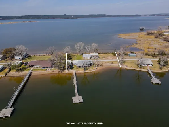 1203 McGinnis Point, Graford, TX 76449