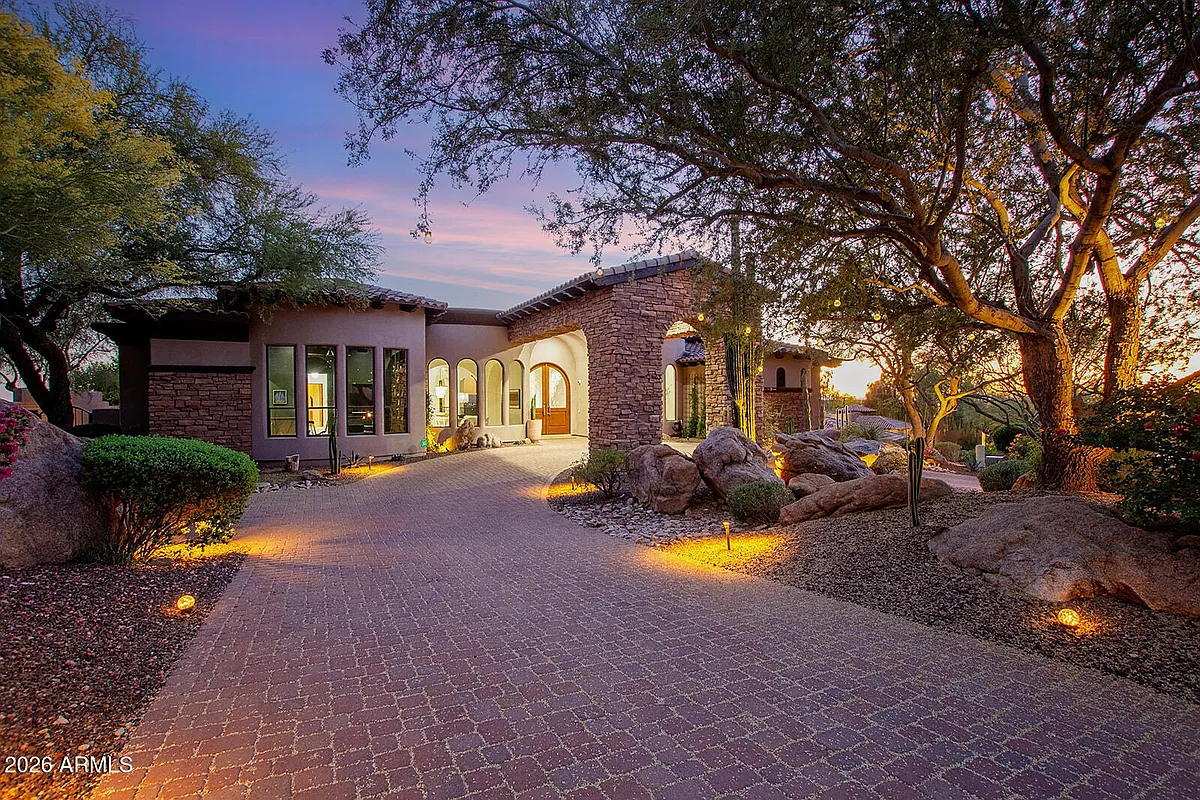 Building Photo - 11861 E Desert Trail Rd