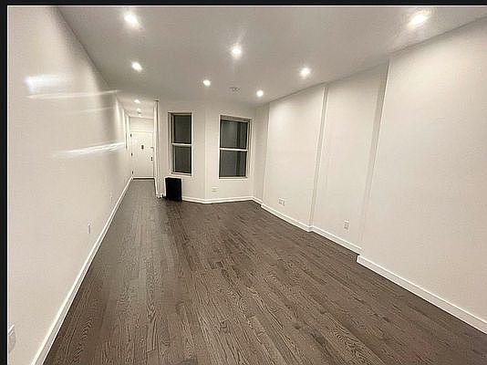 4th image of 565 49th St #3EA