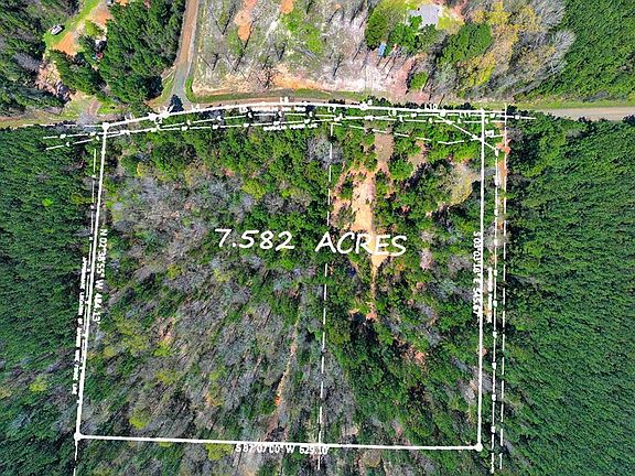 2nd image of 3632 Bayou Rd N