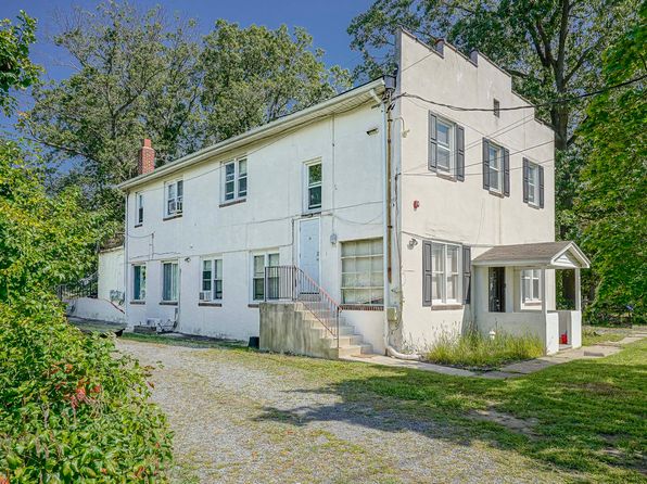 2221 Marne Hwy #2A