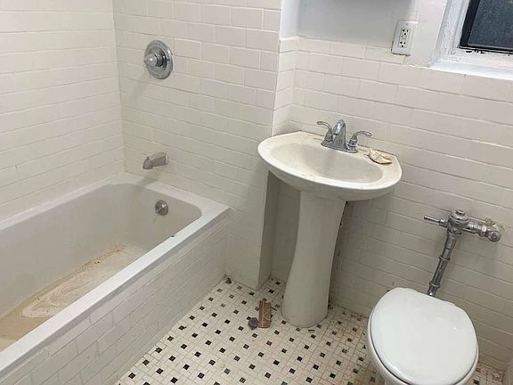 5th image of 312 E 21st St #1AA
