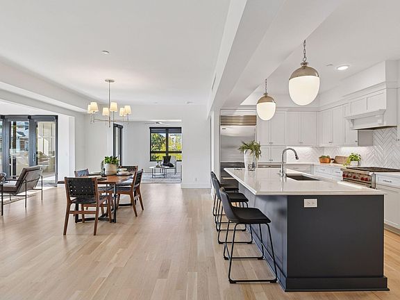 3rd image of 222 Ferndale Rd S Unit 203