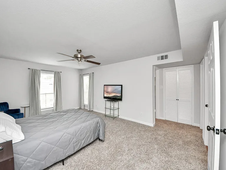 4641 Wild Indigo St #450 — Photo 17