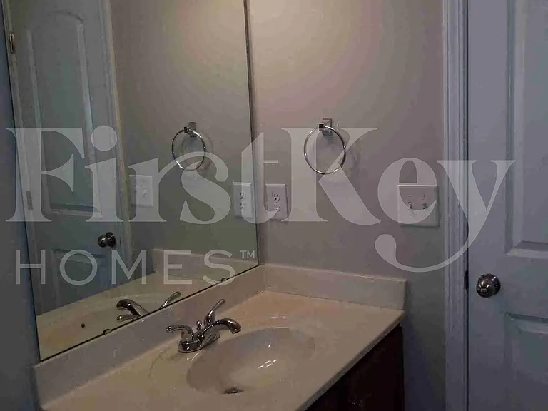 901 Leatherstone Ln — Photo 27