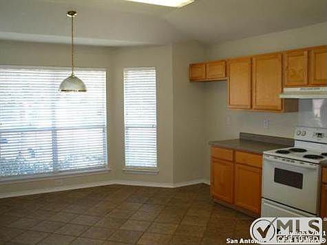 5th image of 14343 Markham Ln