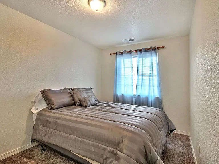 5750 US Highway 95 N — Photo 9