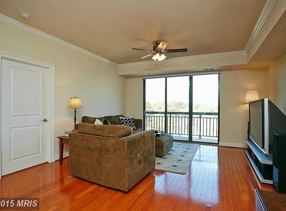5th image of 3625 10th St #601