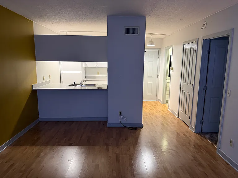 112 W Washington Blvd #230 — Photo 14