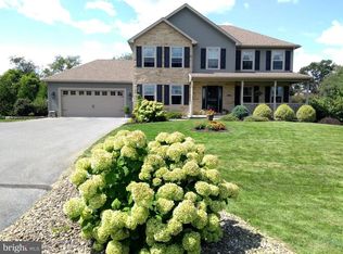 1645 Wind Flower Rd, Chambersburg, PA 17202