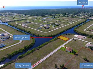 3906 NW 37th Ave, Cape Coral, FL 33993