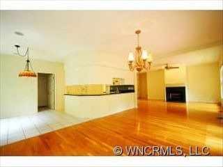 3rd image of 795 Zelda Ct