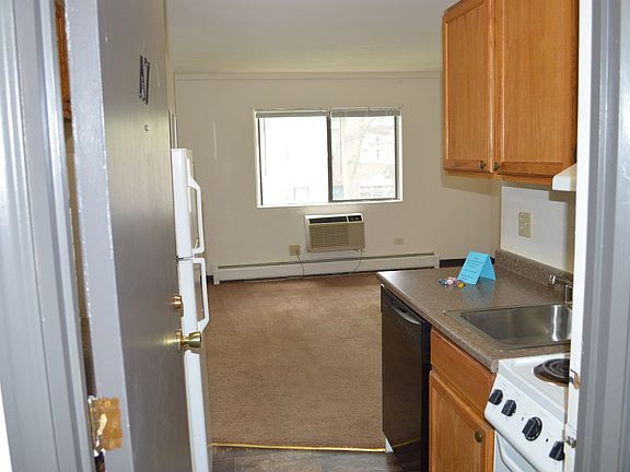 4th image of 126 S Franklin St #18491871