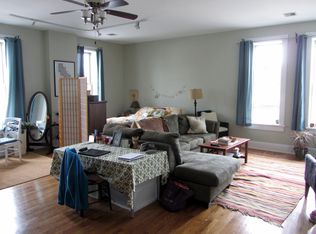 1016 S 5th St APT 5, Milwaukee, WI 53204