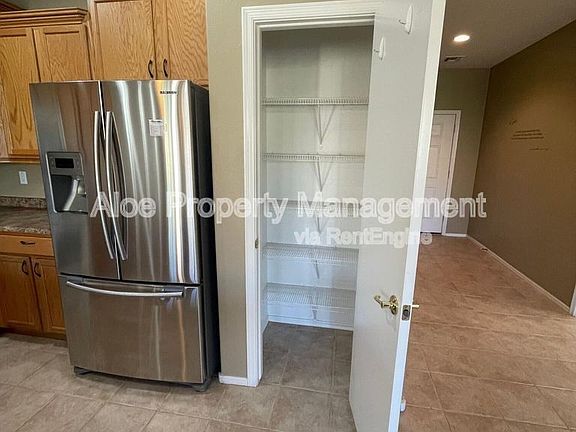 5th image of 42550 W Candyland Pl