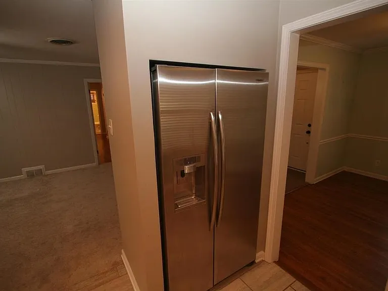 1588 Dorset Dr — Photo 28