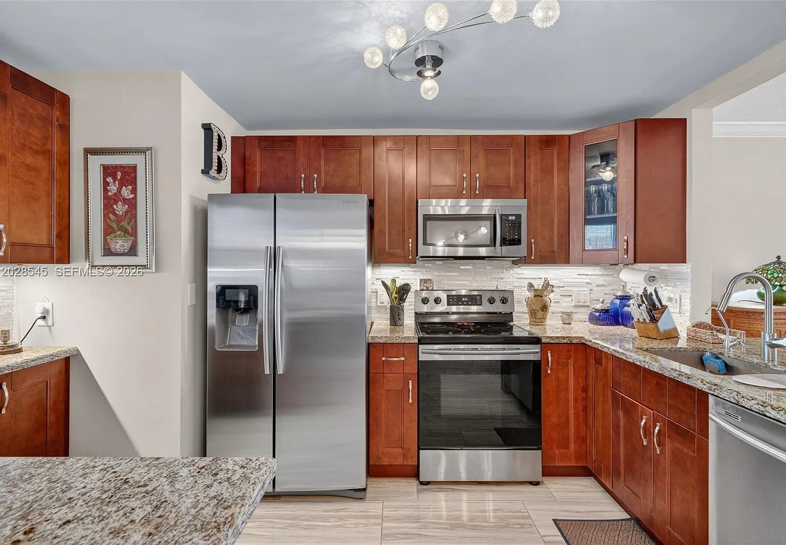 Dorsey Arms Condo — Photo 2