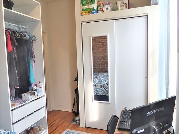 3rd image of 526 E 85th St APT 5D