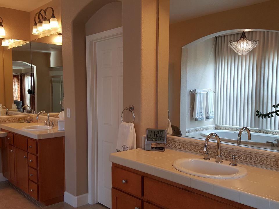 2nd image of 132 Acorn Way