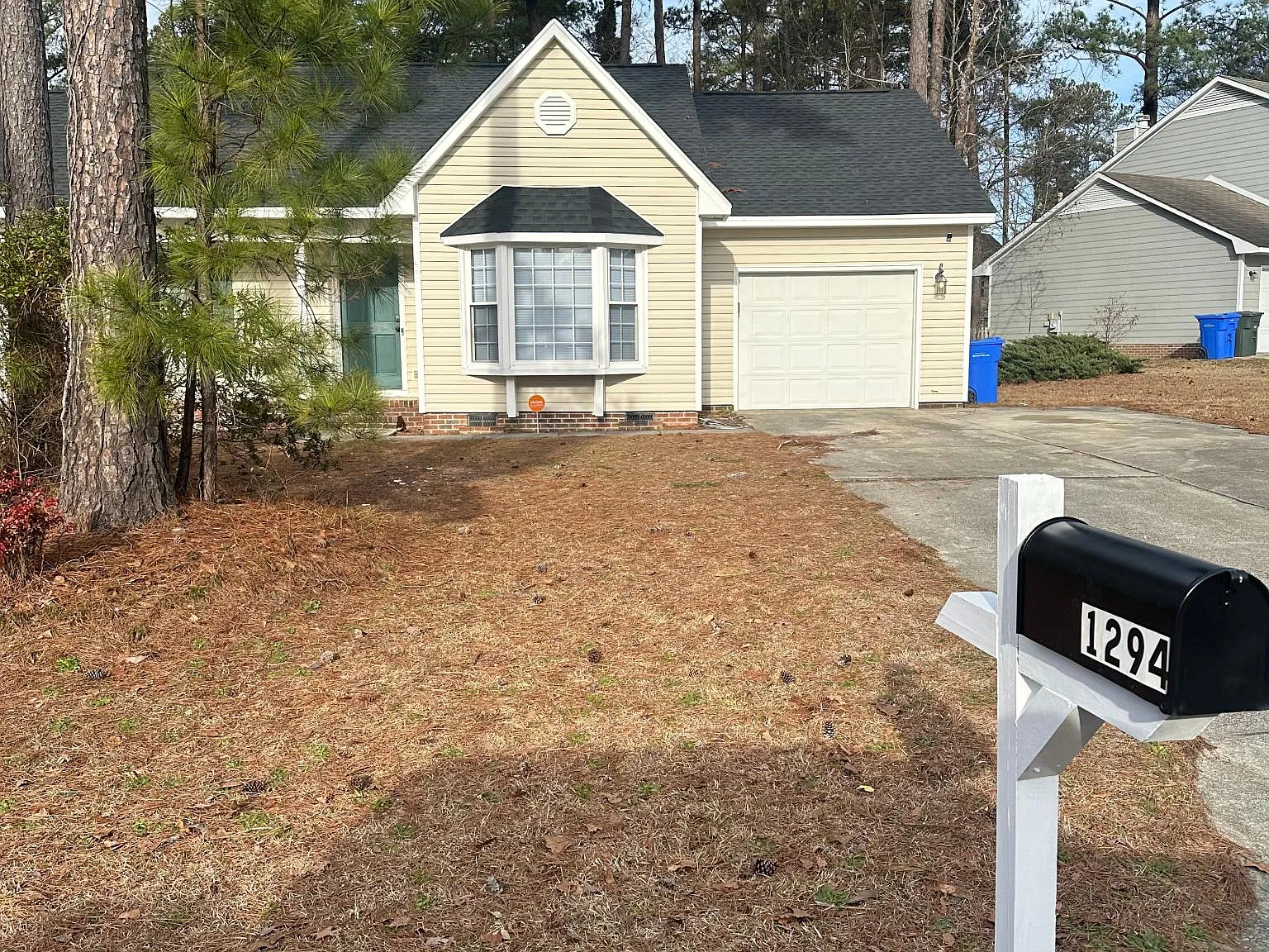 3 bed, 1443 sqft, $1,850 — Photo 2