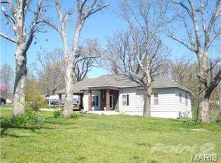 107 N Ellen St, Dixon, MO 65459