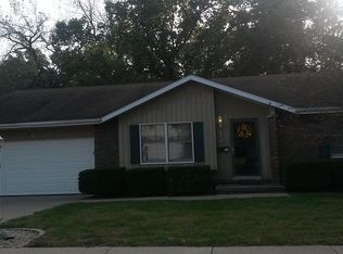 2414 W Madera Ct, Peoria, IL 61614