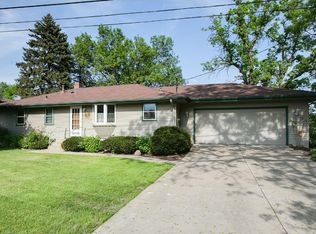 6775 E River Rd, Minneapolis, MN 55432