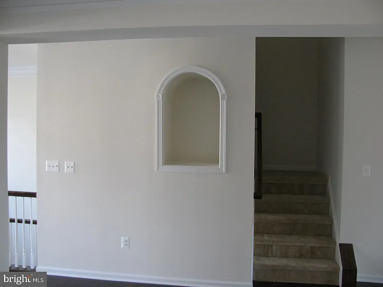 23247 Hanworth St — Photo 15