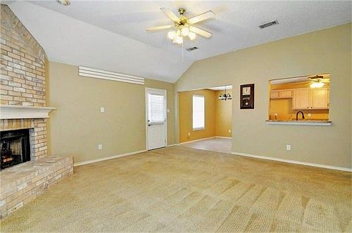 4th image of 1930 Sterling Ct