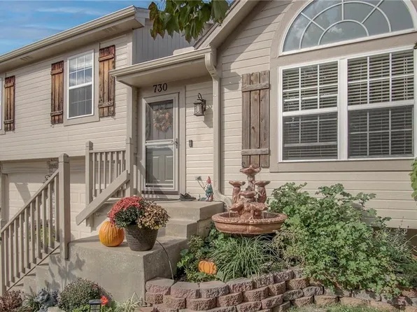 730 Garnes St, Raymore, MO 64083