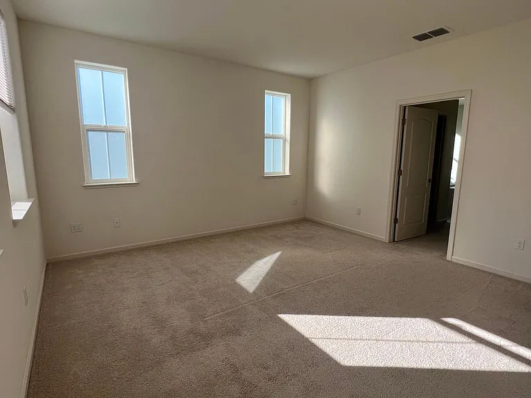 2985 Vittoria Loop — Photo 9