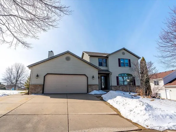 721 Overlook Ter, Deforest, WI 53532