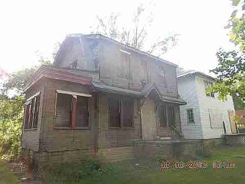 12085 Manor