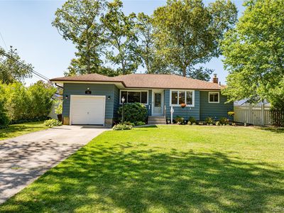 12 Wadsworth Place, Smithtown, NY, 11787