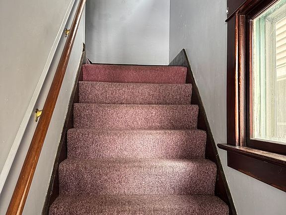2nd image of 1245 W 9th St